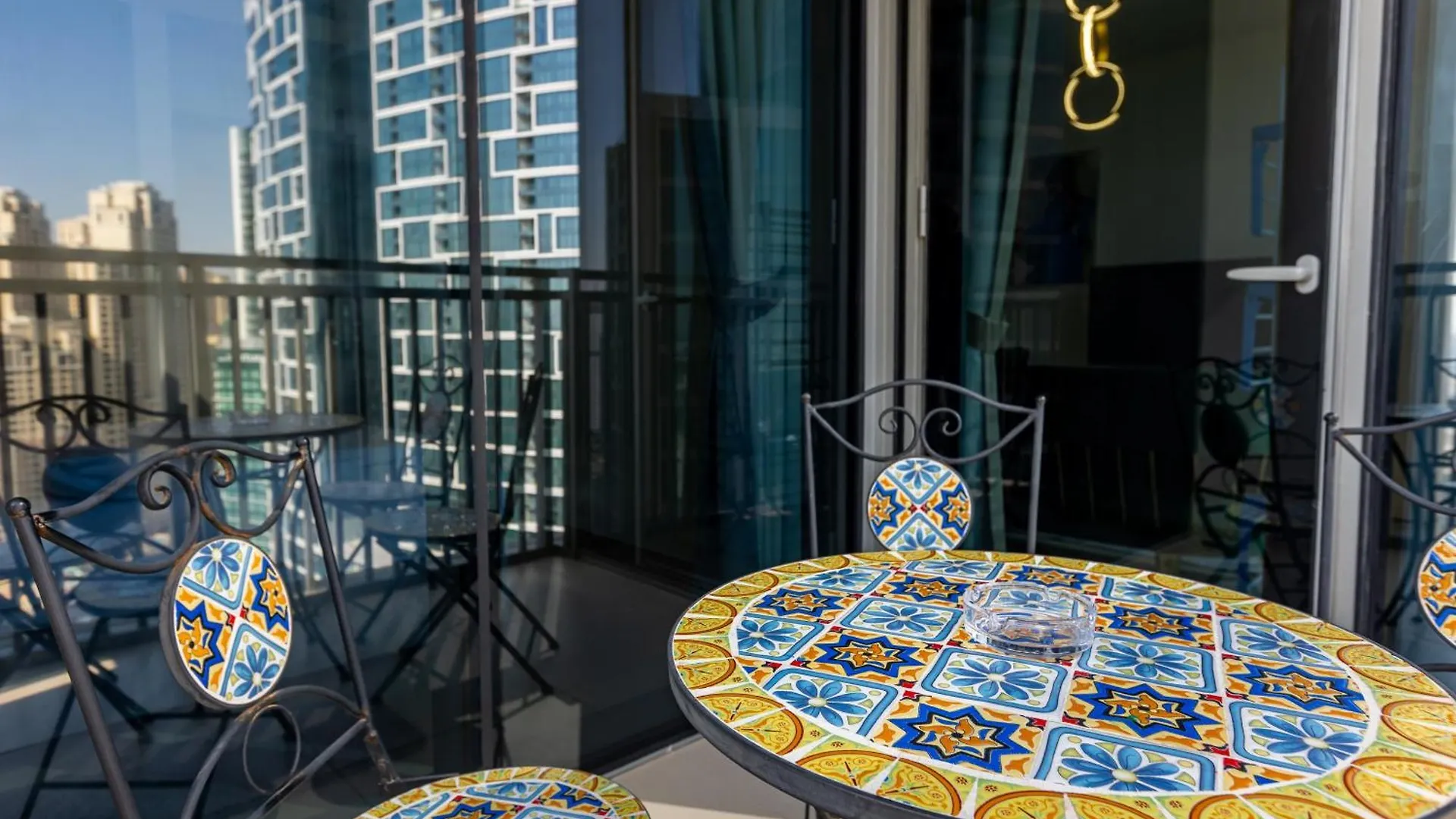 Elegantescapes - Large 2Br W Marina And Sea View Apartment Dubai