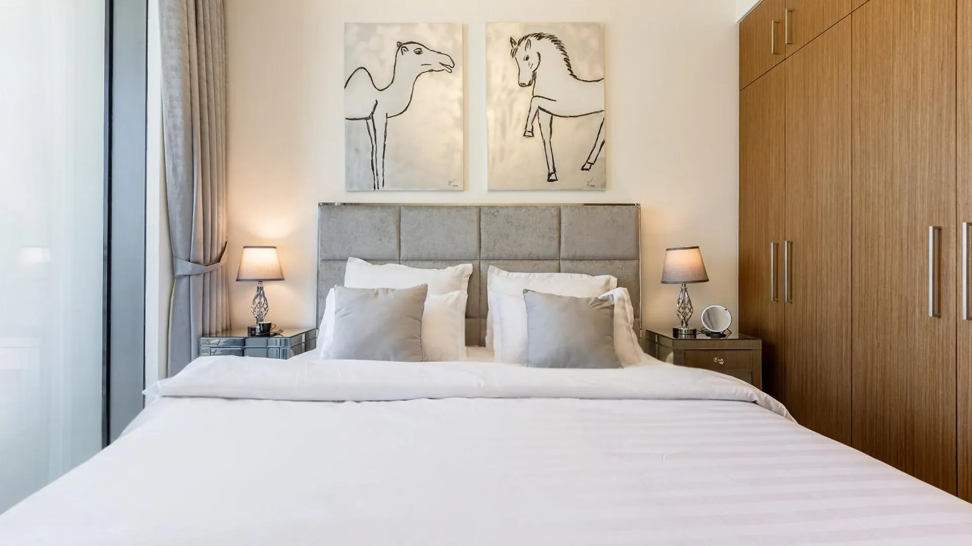Elegantescapes - Large 2Br W Marina And Sea View Apartment Dubai United Arab Emirates