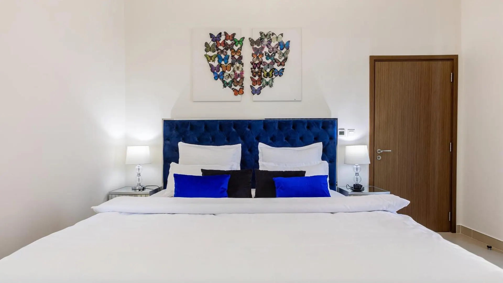 Elegantescapes - Large 2Br W Marina And Sea View Apartment Dubai