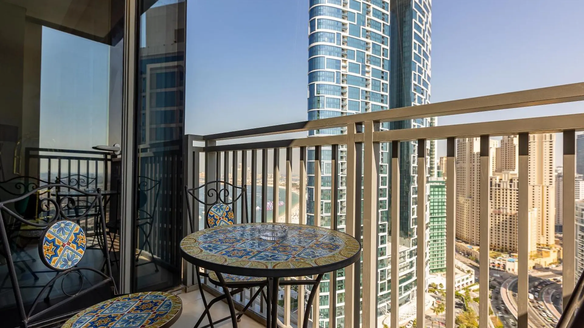 Elegantescapes - Large 2Br W Marina And Sea View Apartment Dubai