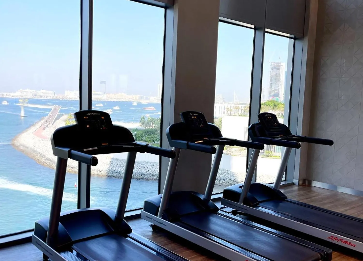 Elegantescapes - Large 2Br W Marina And Sea View Apartment Dubai
